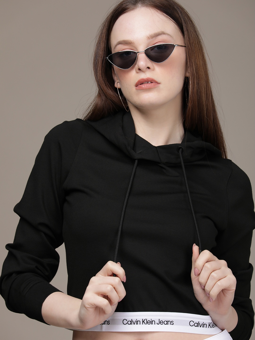 

Calvin Klein Jeans Women Black Hooded Sweatshirt