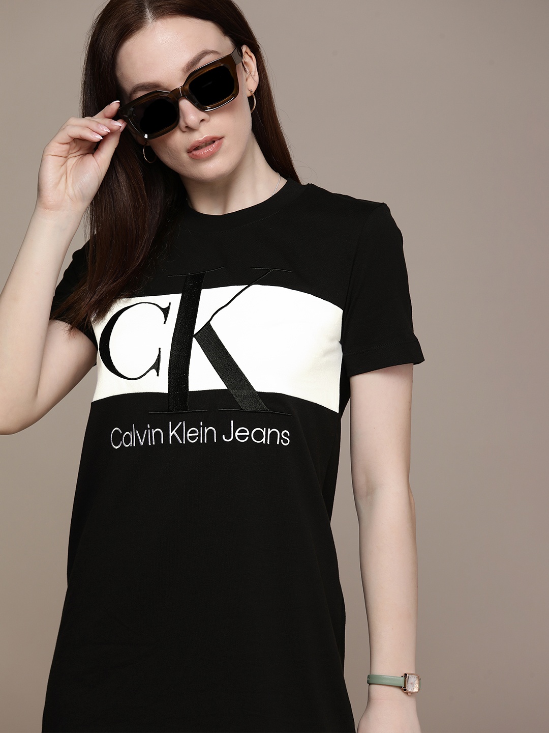 

Calvin Klein Jeans Women Black & White Colourblocked Pure Cotton T-shirt Dress