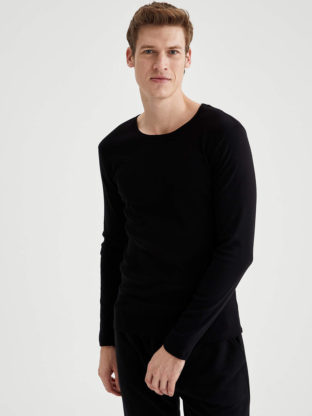 

DeFacto Men Black Pure Cotton T-shirt