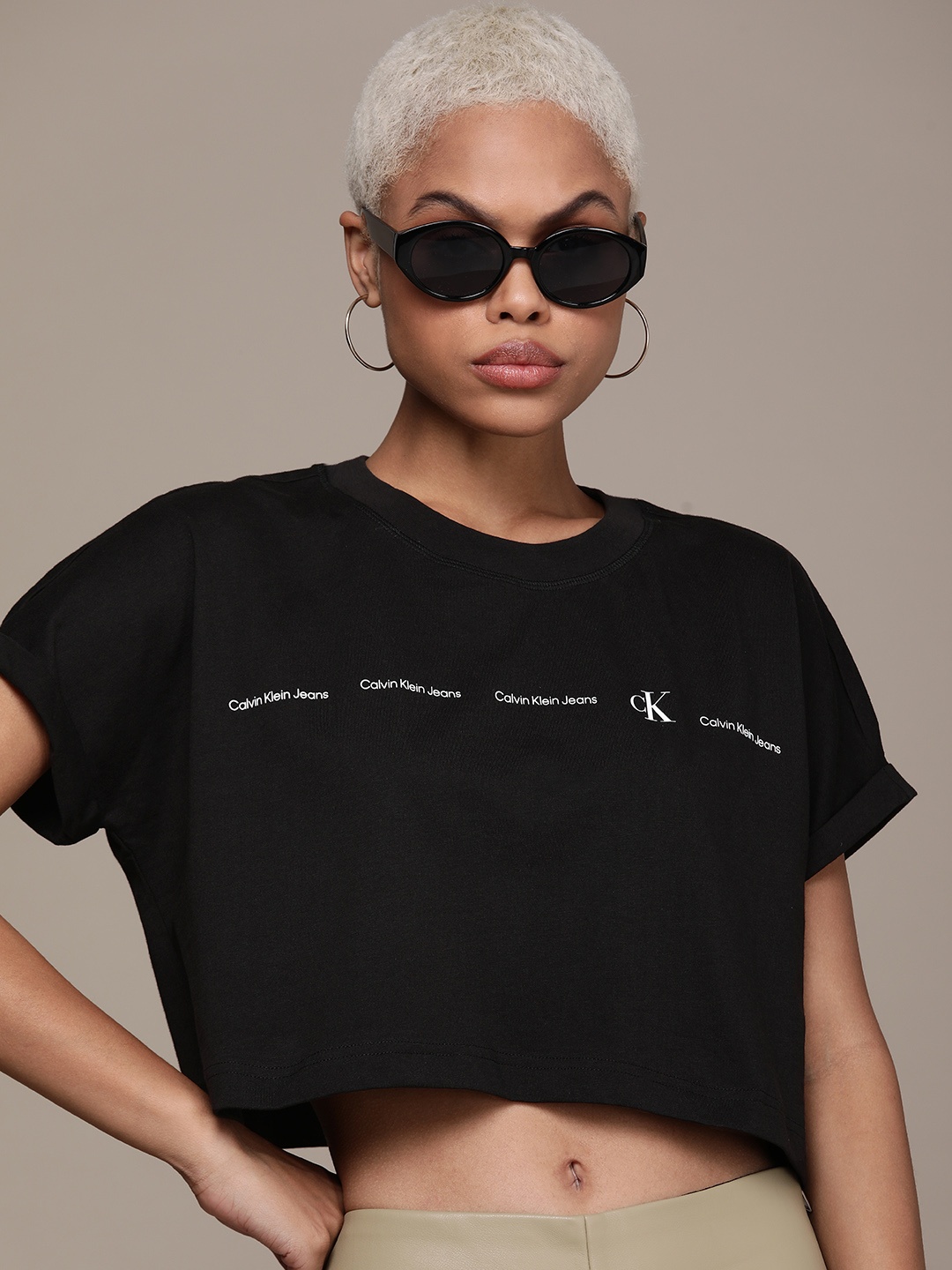 

Calvin Klein Jeans Women Black Brand Logo Printed Pure Cotton Boxy Crop T-shirt