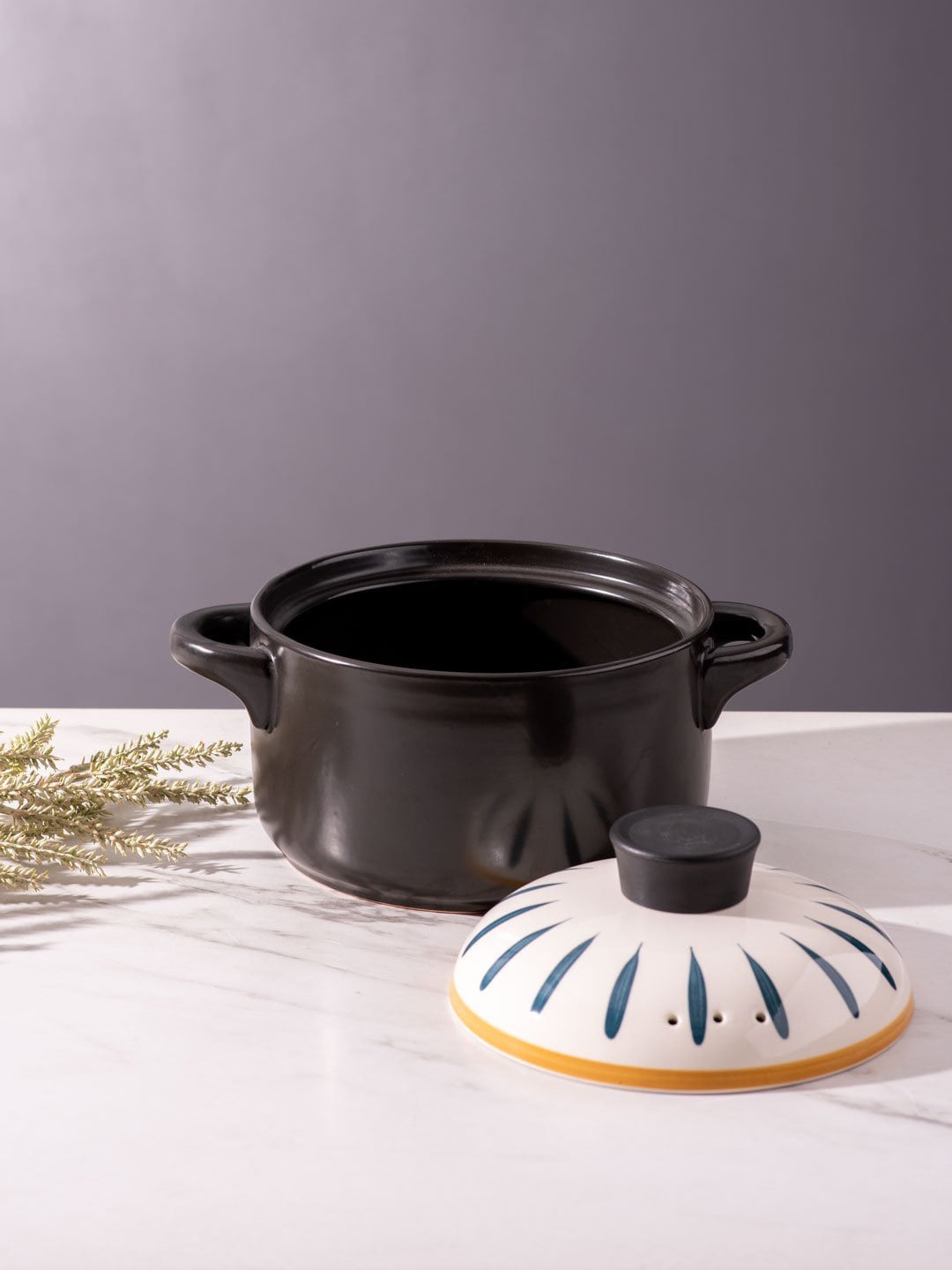 

THEDECORKART Black & White Printed Ceramic Buffet Casserole With Lid