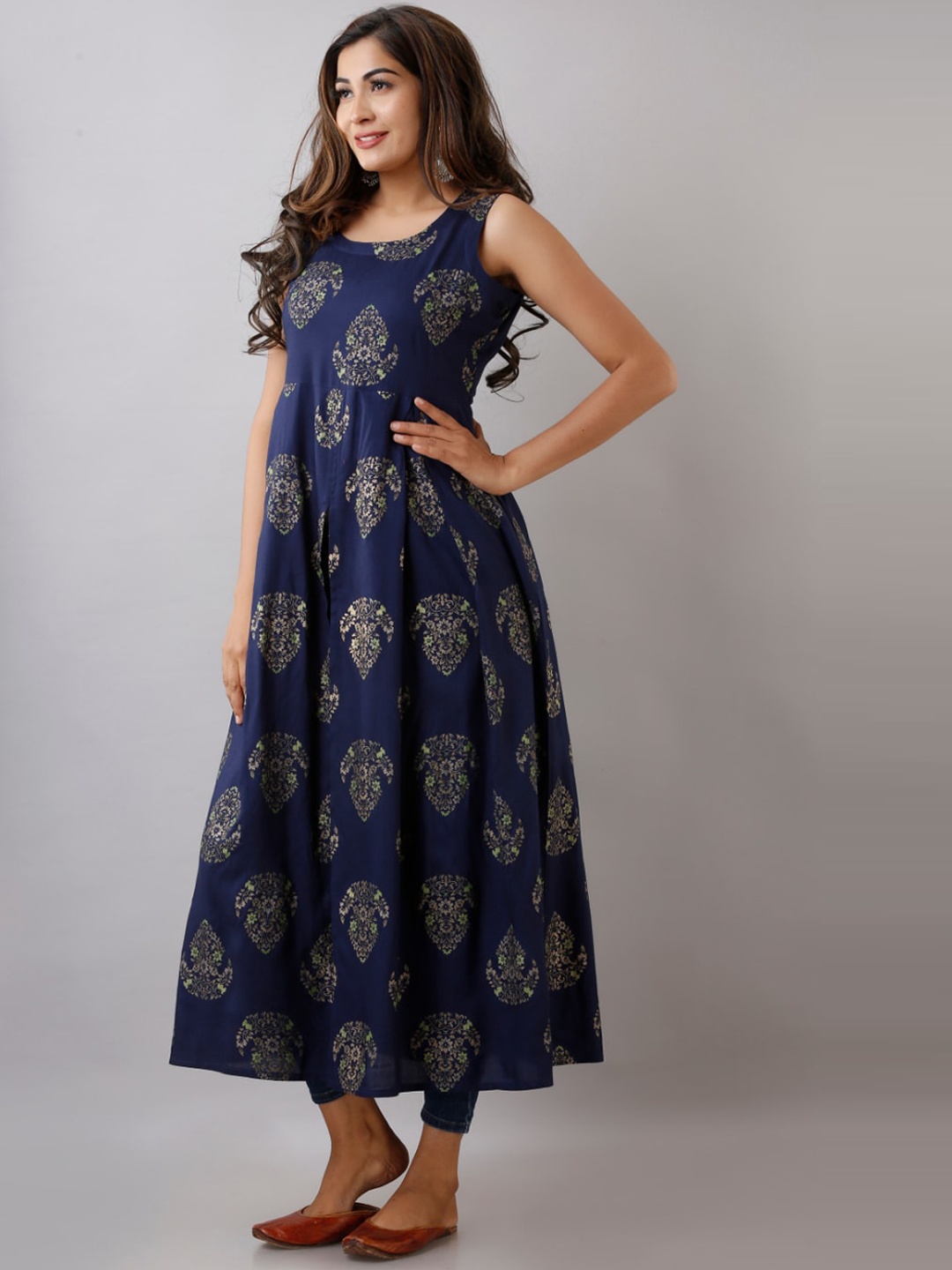 

KALINI Women Navy Blue Ethnic Motifs Printed Thread Work Floral Anarkali Kurta