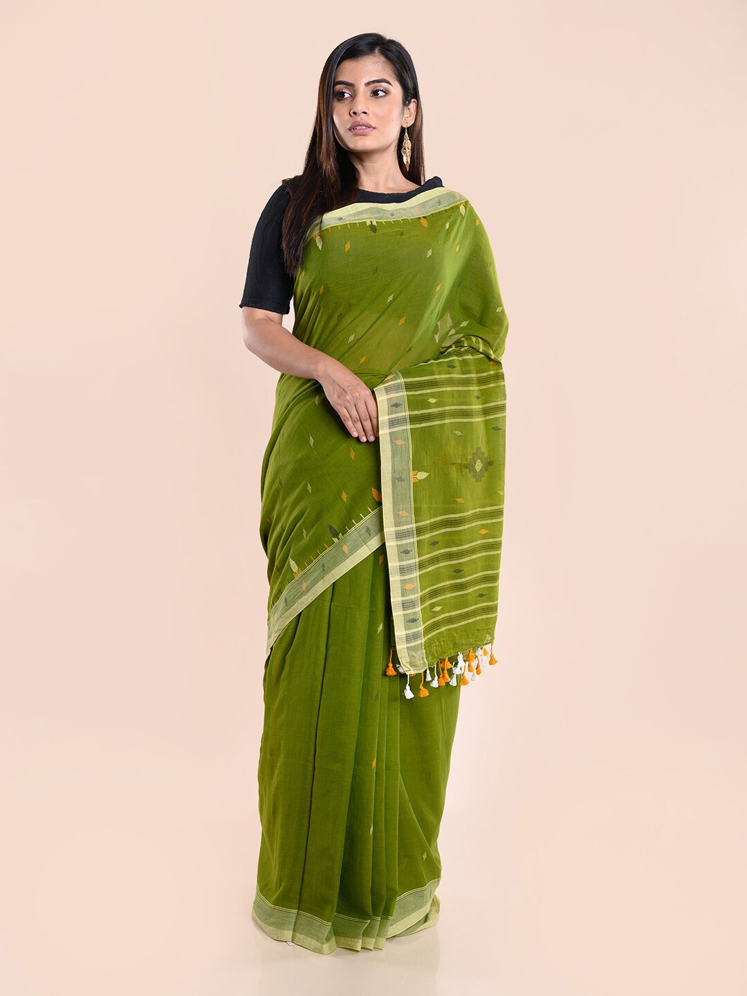 

ArtEastri Green Pure Cotton Jamdani Saree