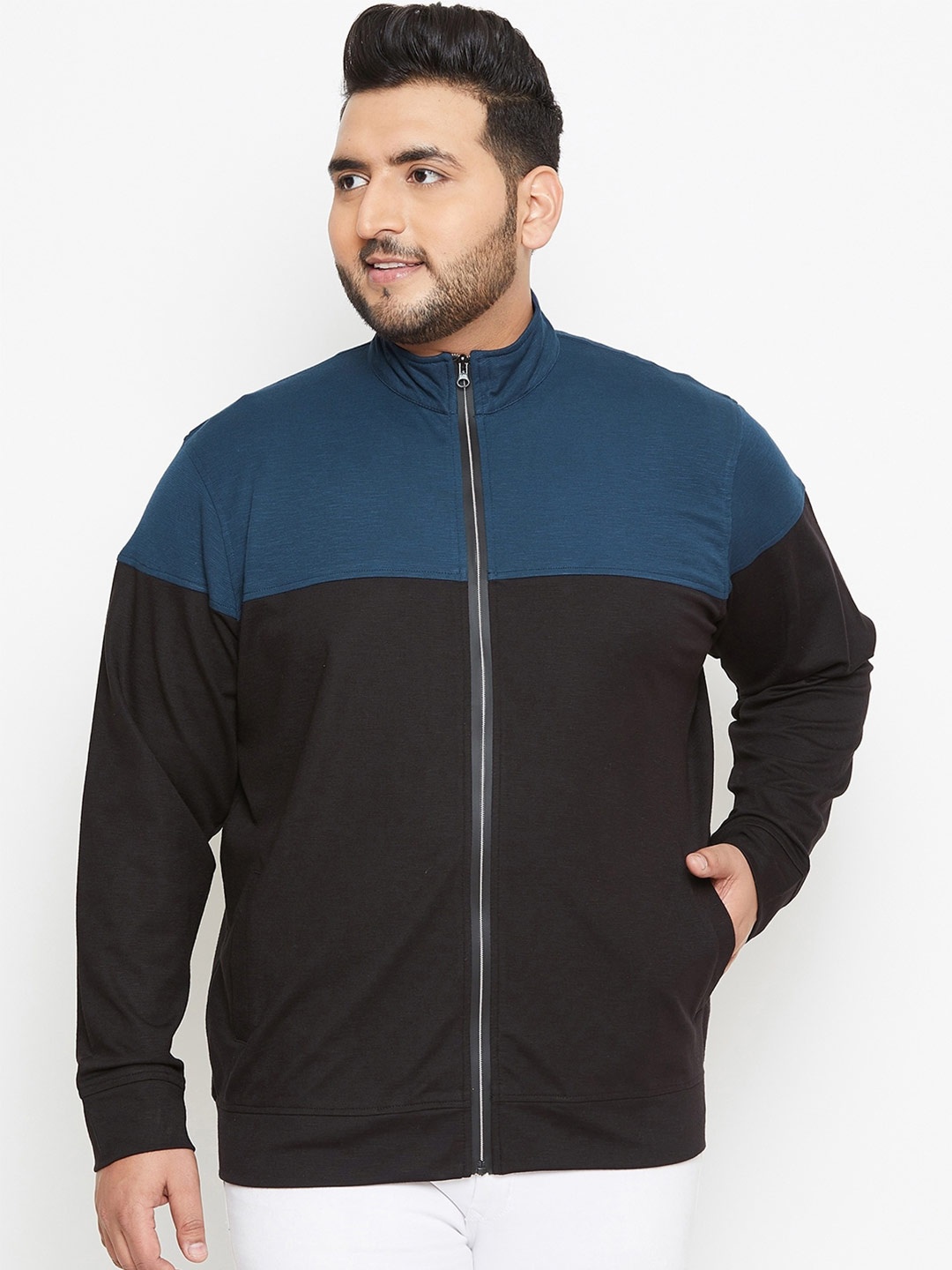 

Okane Men Black Colourblocked Sweatshirt