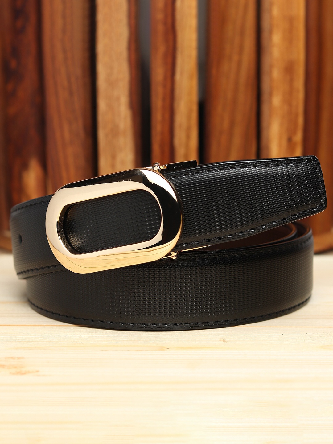 

Kastner Men Black Solid Autolock Buckle Belt