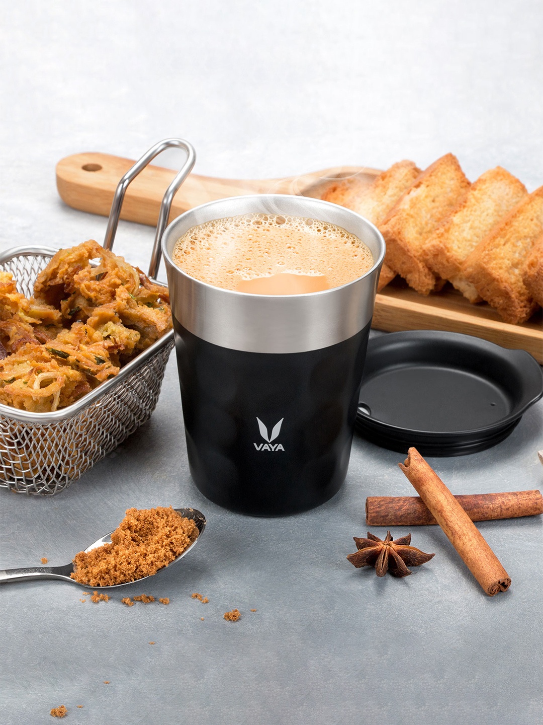

Vaya Black & Silver-Toned Textured Vacuum Insulated Stainless Steel Tumbler 250ml