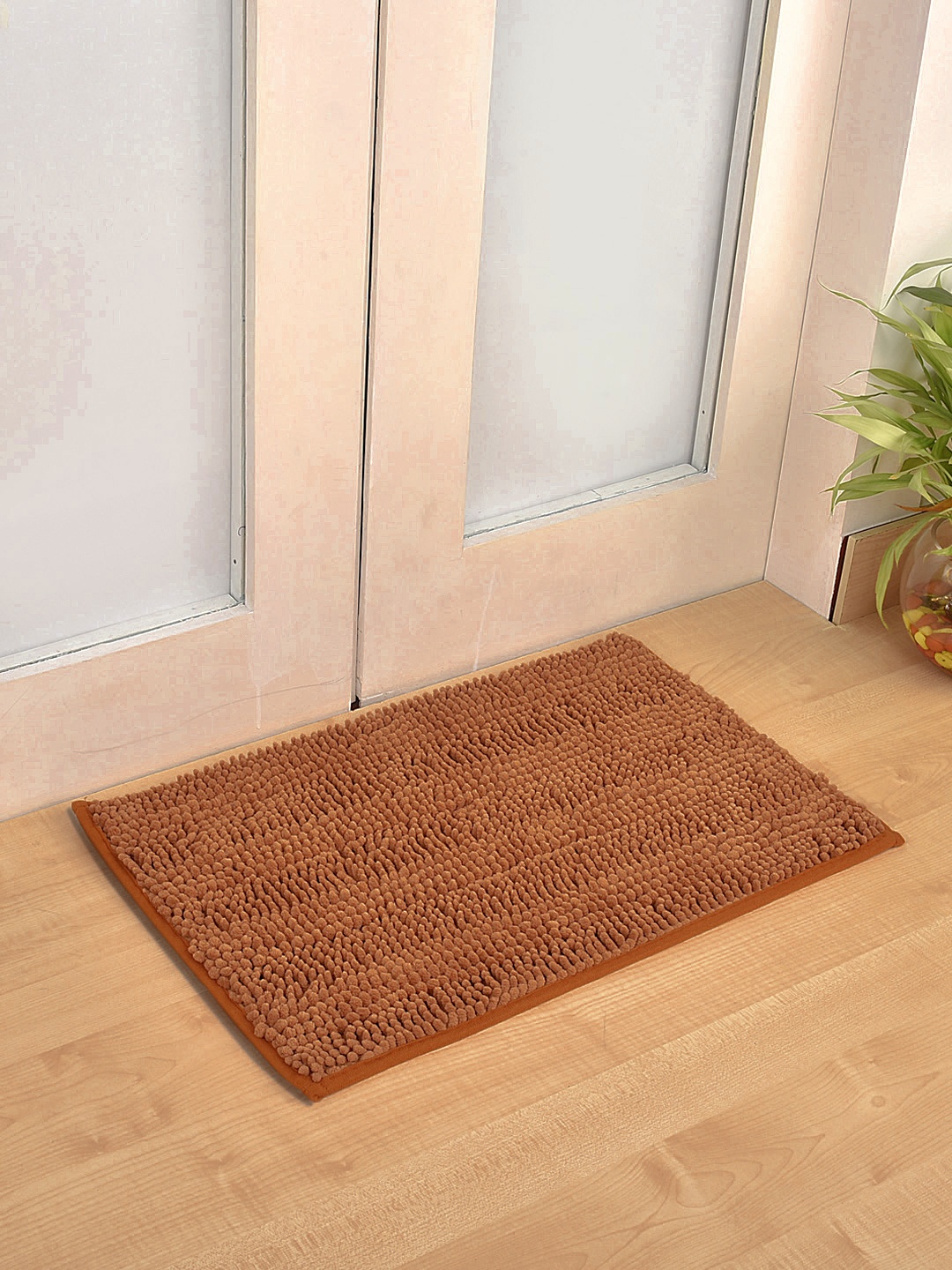 

Ariana Brown Solid 1600 GSM SuperSoft MicroPlush Microfibre Bath Mat