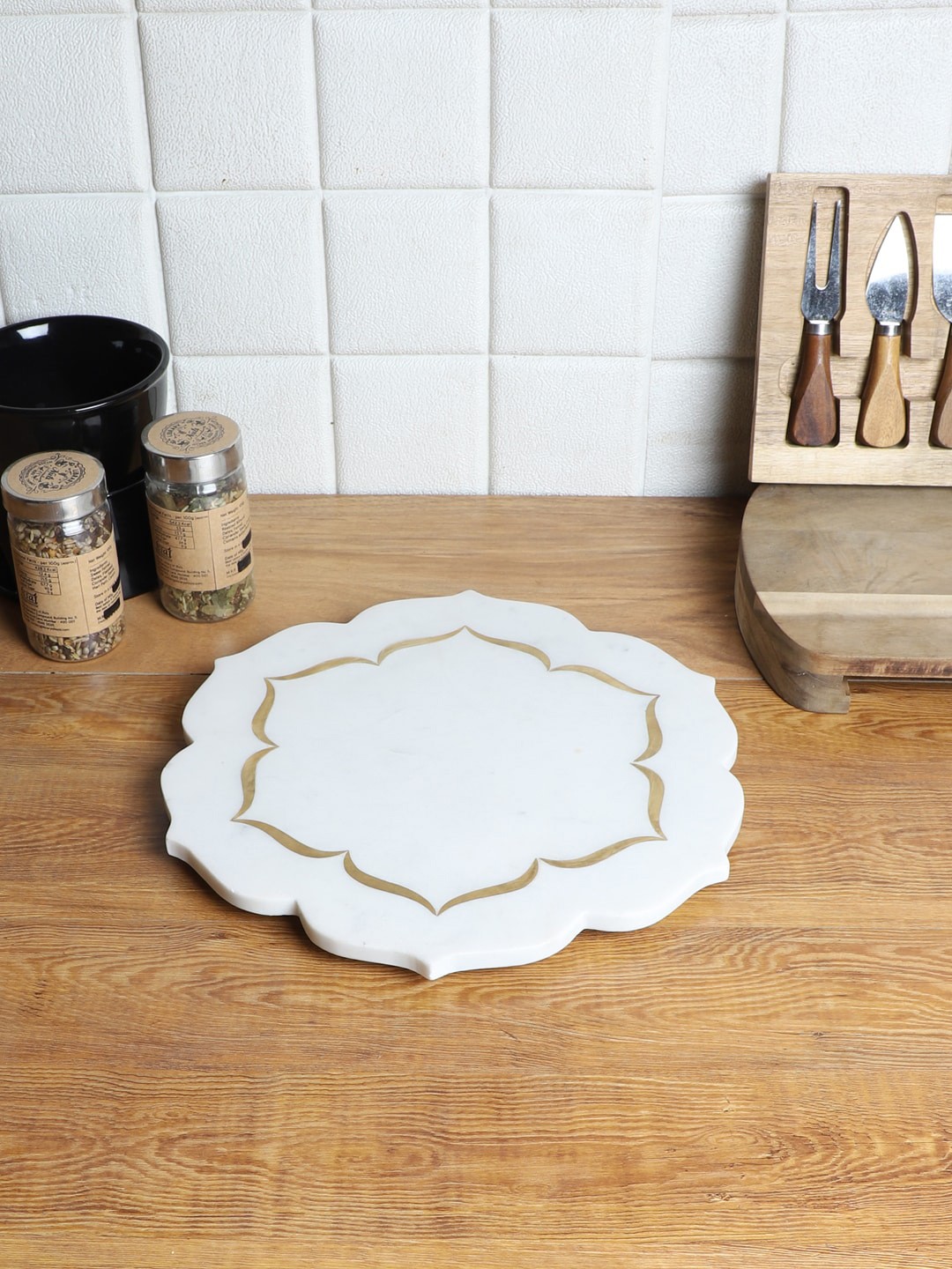 

NikkisPride White Marble Brass inlay Flower Serving Platter