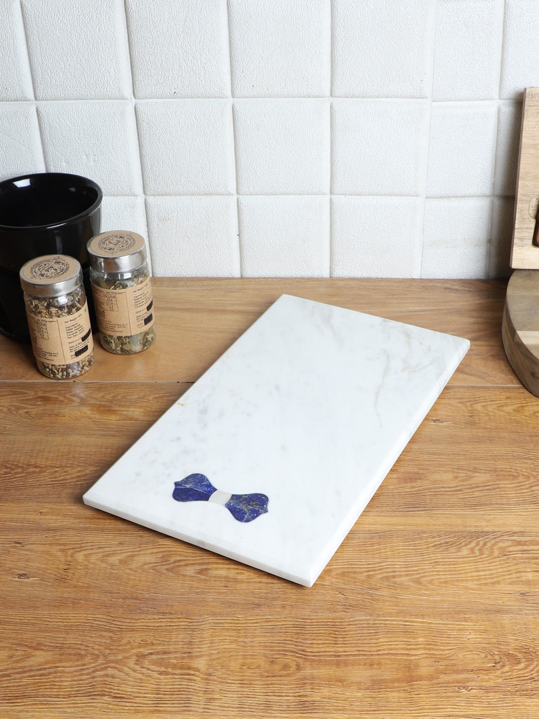 

NikkisPride White & Navy Blue Textured Marble Round Platter