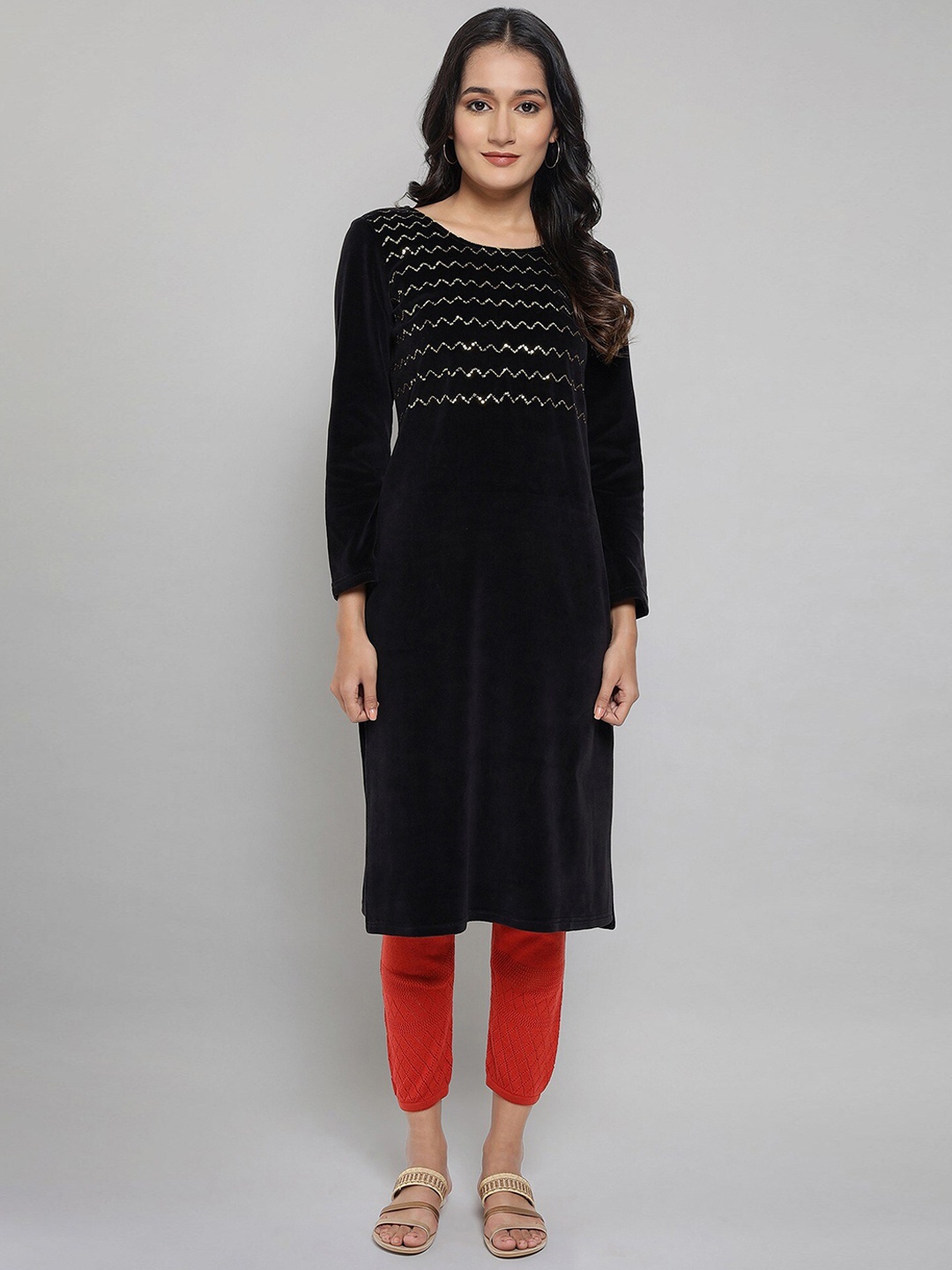 

AURELIA Women Black Sequinned Kurta