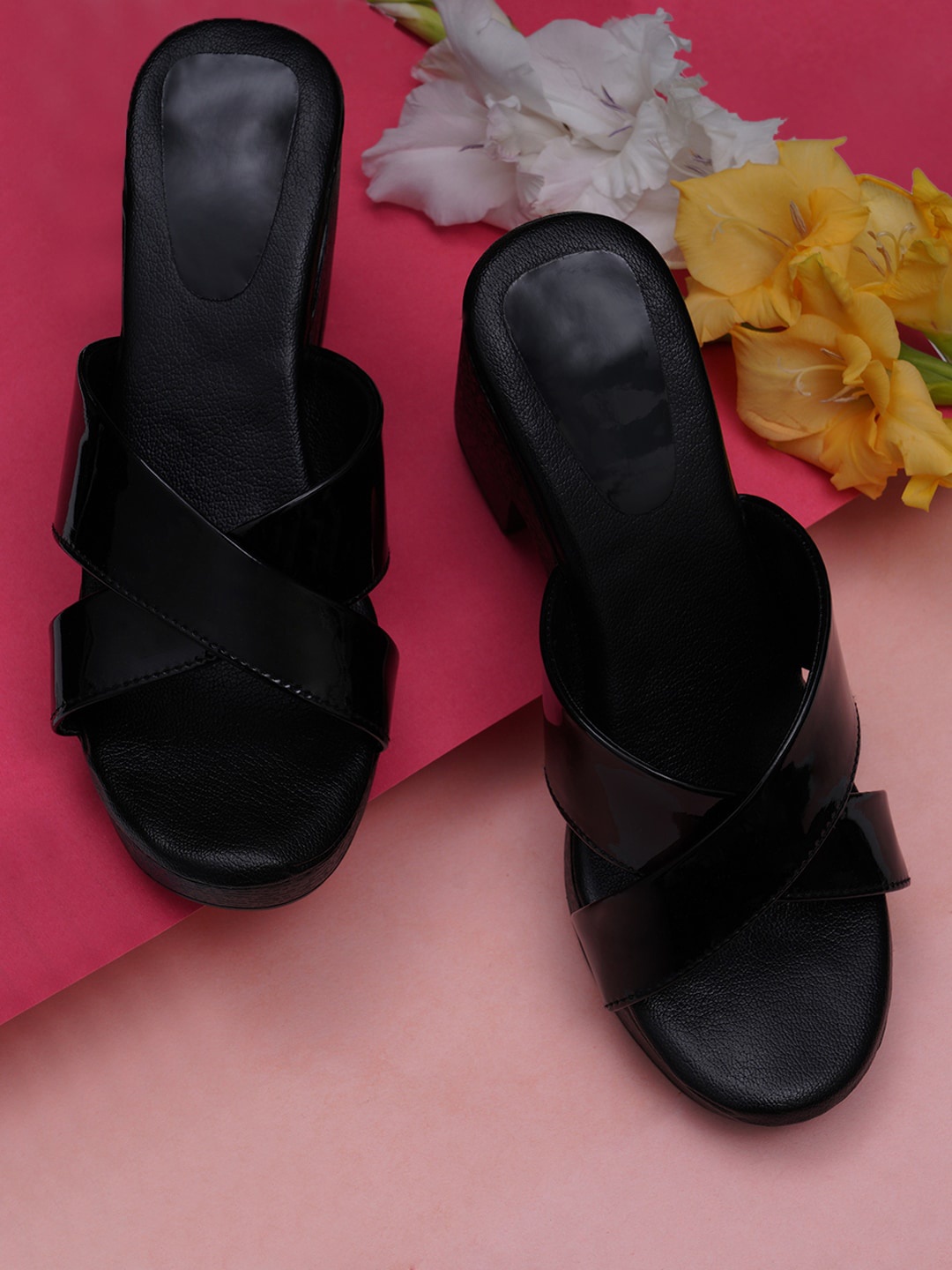 

Misto Black Block Sandals