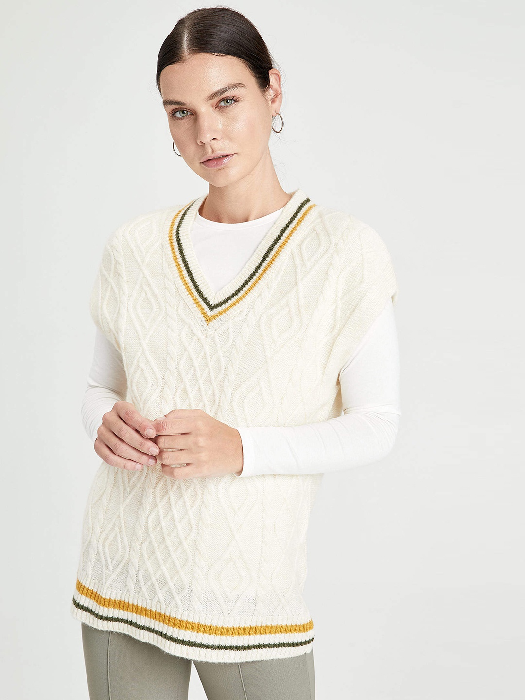 

DeFacto Women Off White Cable Knit Sweater Vest