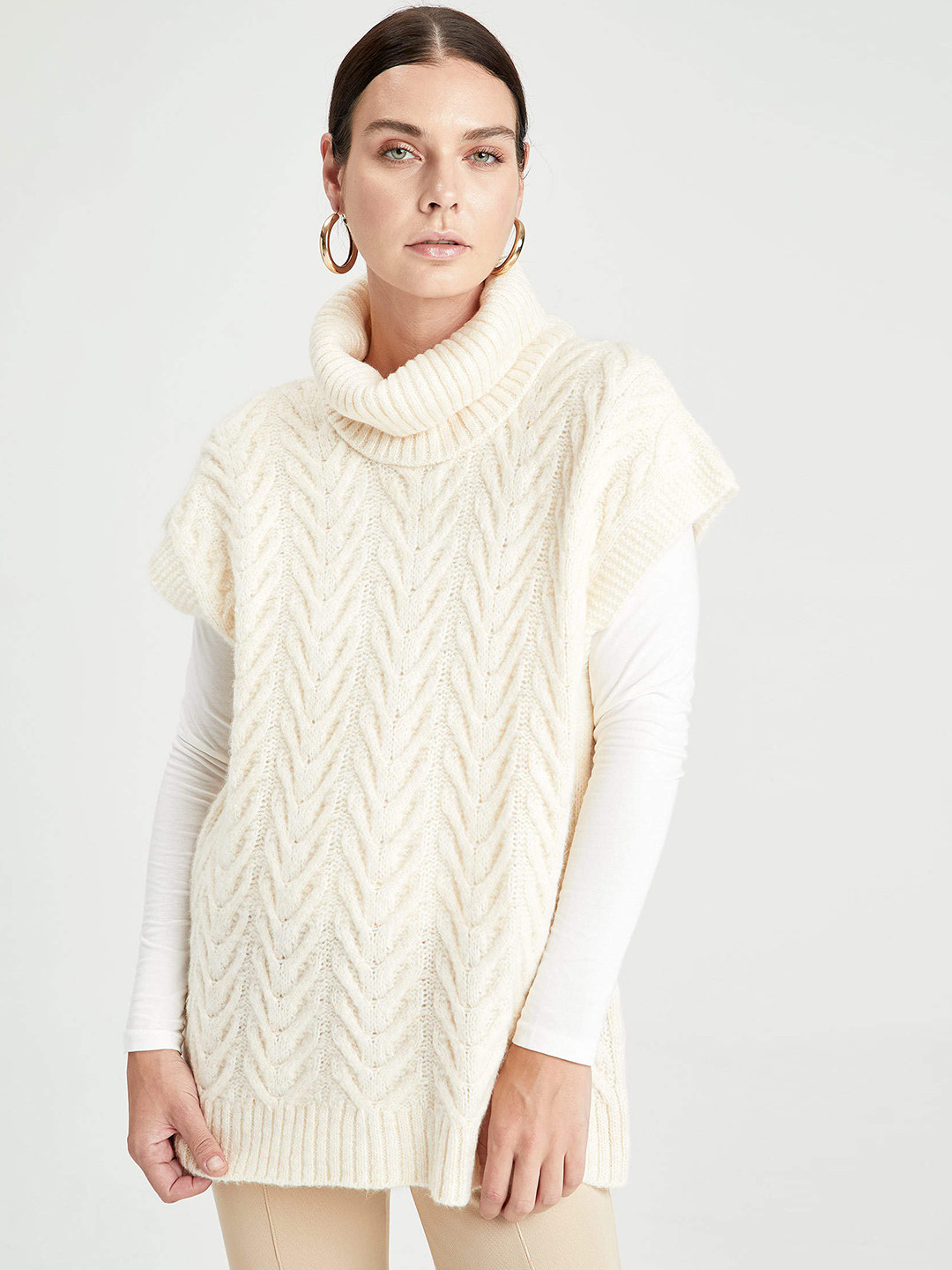 

DeFacto Women Off-White Self-Design Pullover
