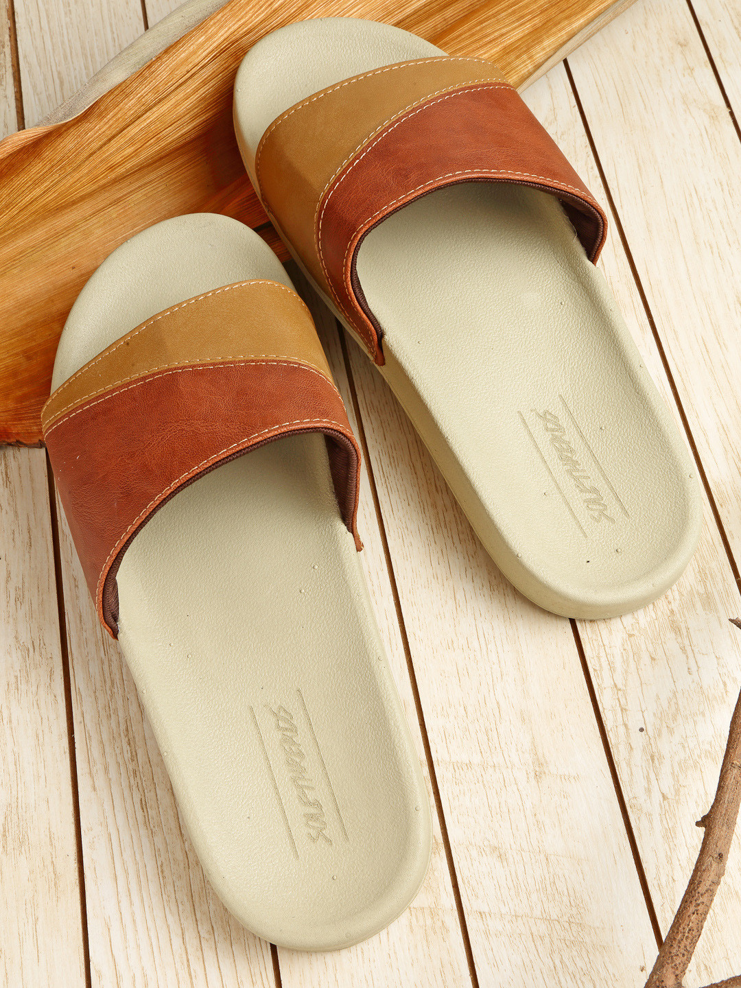 

Solethreads Men Beige & Brown Sliders