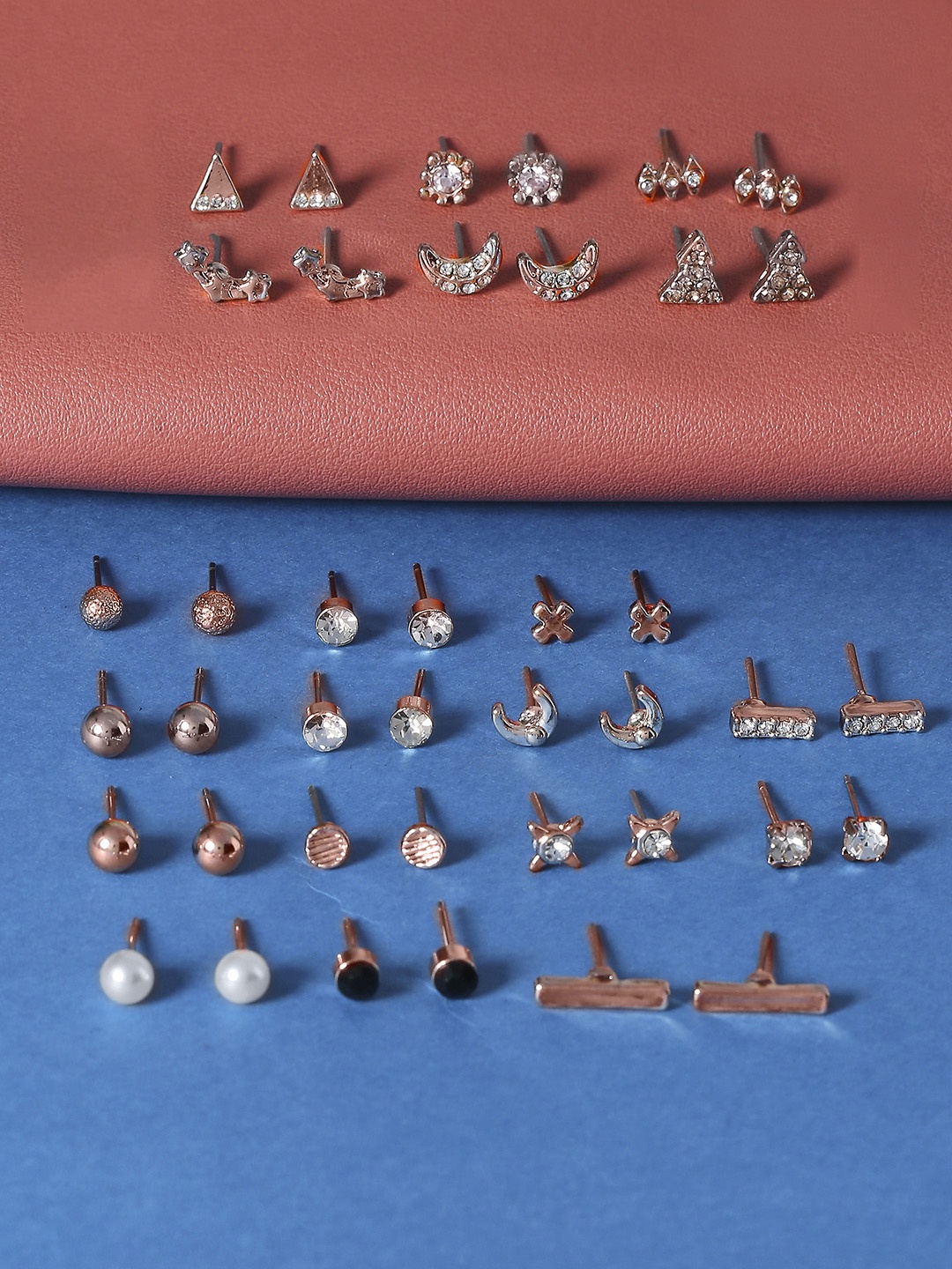 

OOMPH Gold-Toned Set Of 20 Circular Studs Earrings