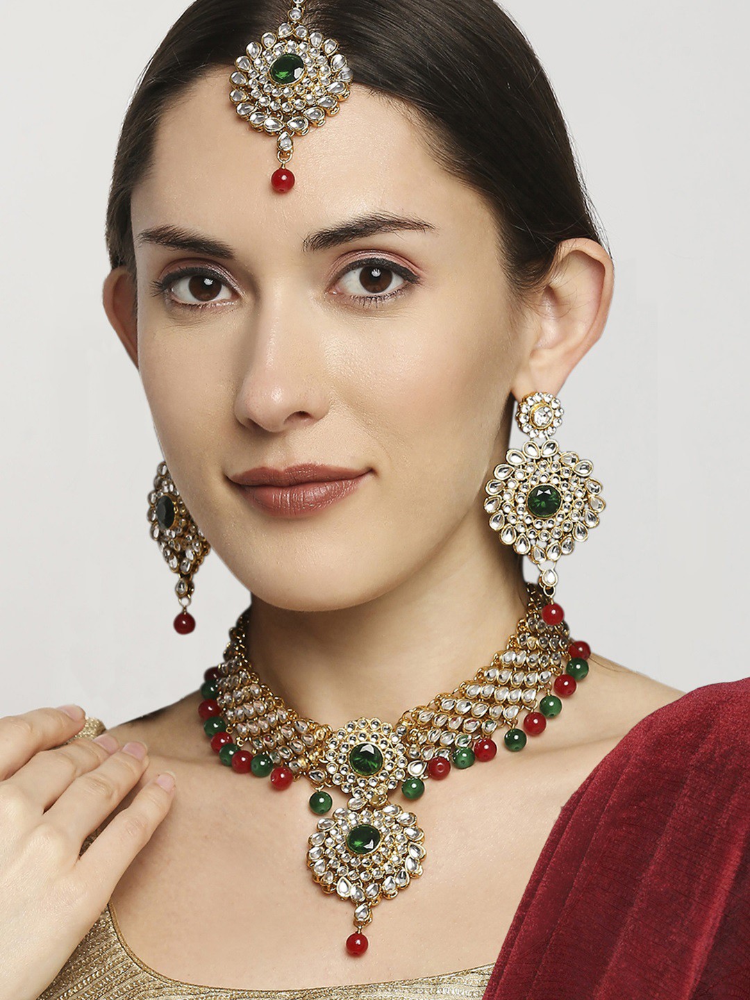 

OOMPH Gold-Plated & White Kundan-Studded & Beaded Jewellery Set
