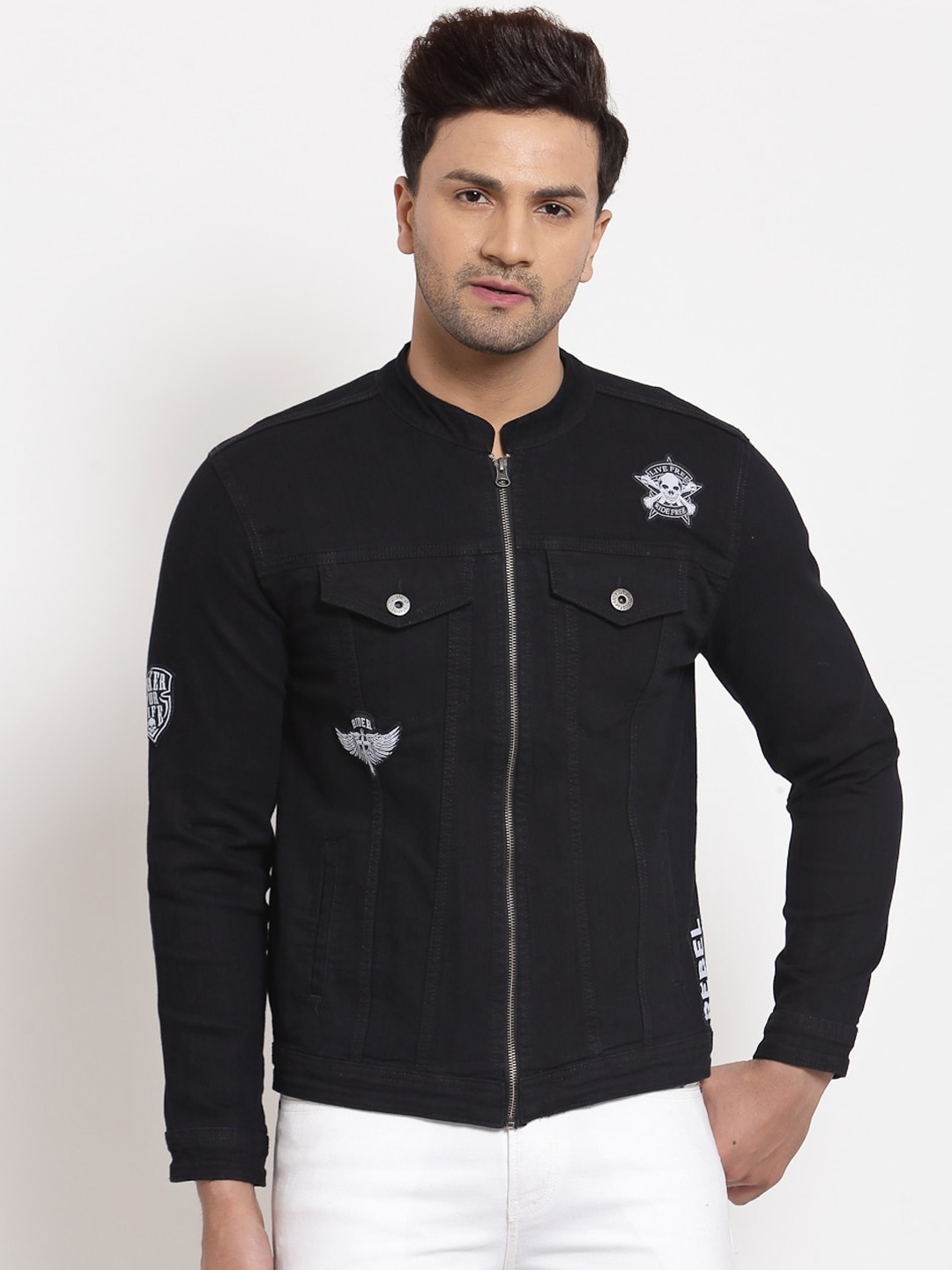 

Style Quotient Men Black Sporty Jacket