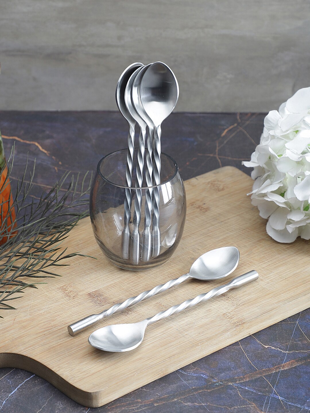 

VarEesha Set of 6 Silver-Toned Twisted Matt Finish Stainless Steel Tea Spoons