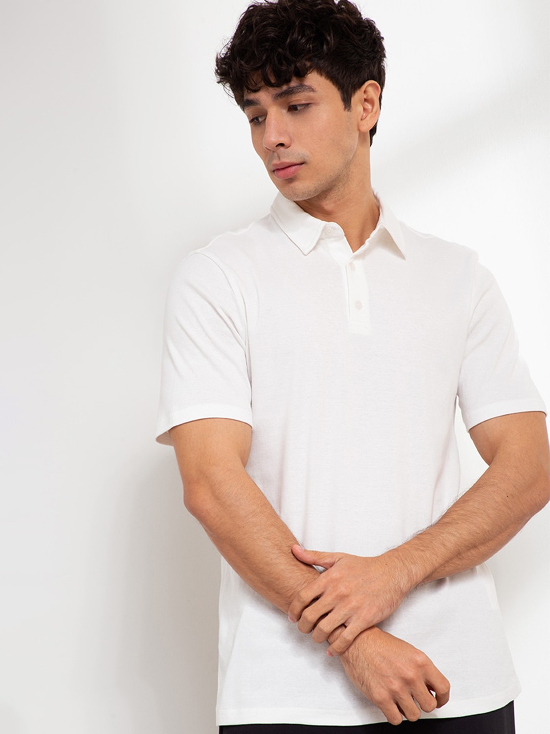 

ORIGIN BY ZALORA Men White Polo Collar Organic Cotton T-shirt