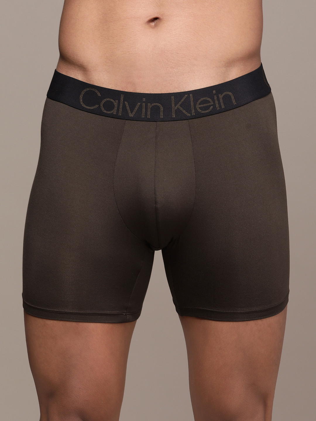 

Calvin Klein Underwear Men Brown Solid Boxer Briefs NB3113BKC