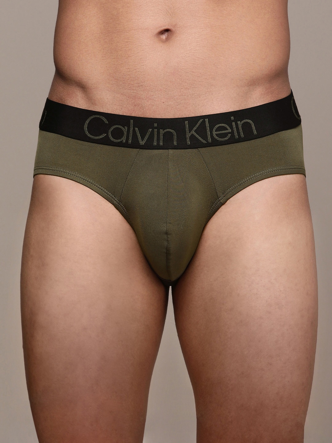 

Calvin Klein Underwear Men Olive Green Solid Hipster Briefs NB3111FC2