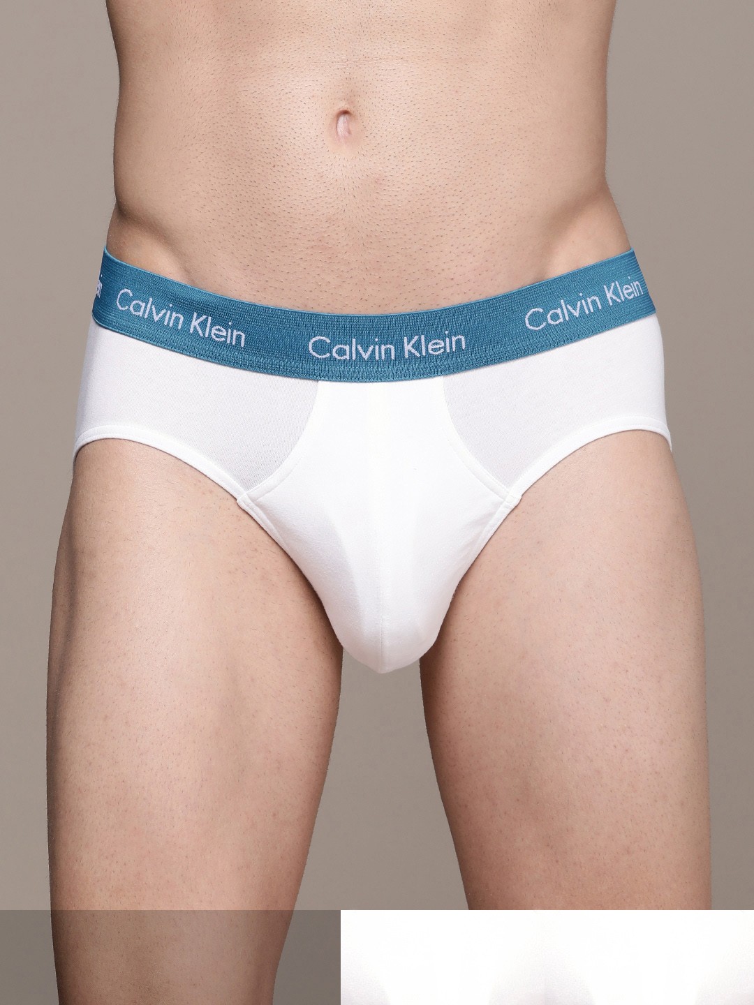 

Calvin Klein Underwear Men Pack of 3 Assorted Hipster Briefs U26611TS