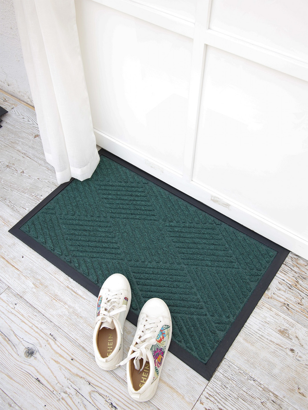 

Ariana Green & Blue Solid Anti-Skid Doormat