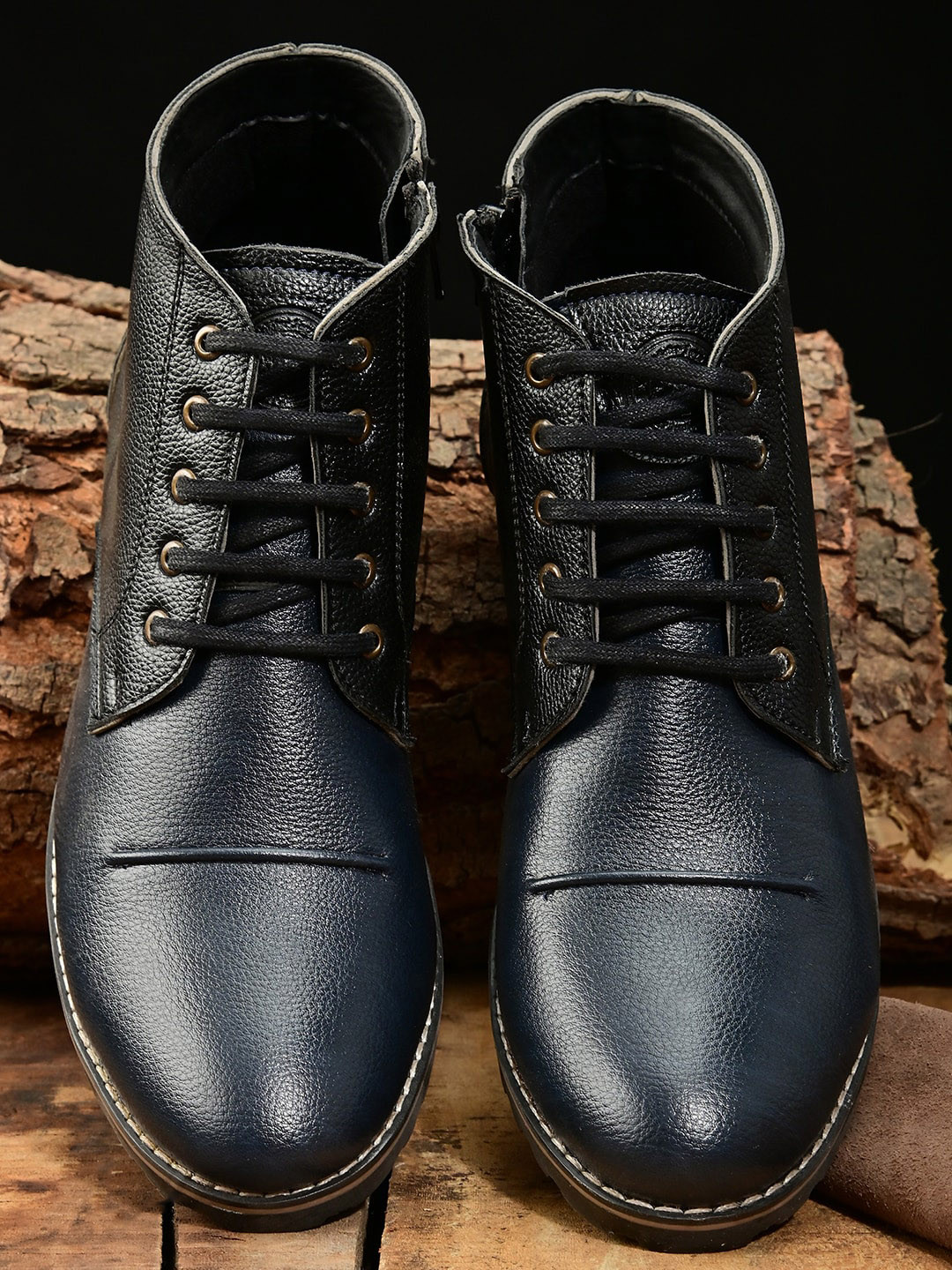 

The Roadster Lifestyle Co Men Navy Blue Colourblocked Flat Boots