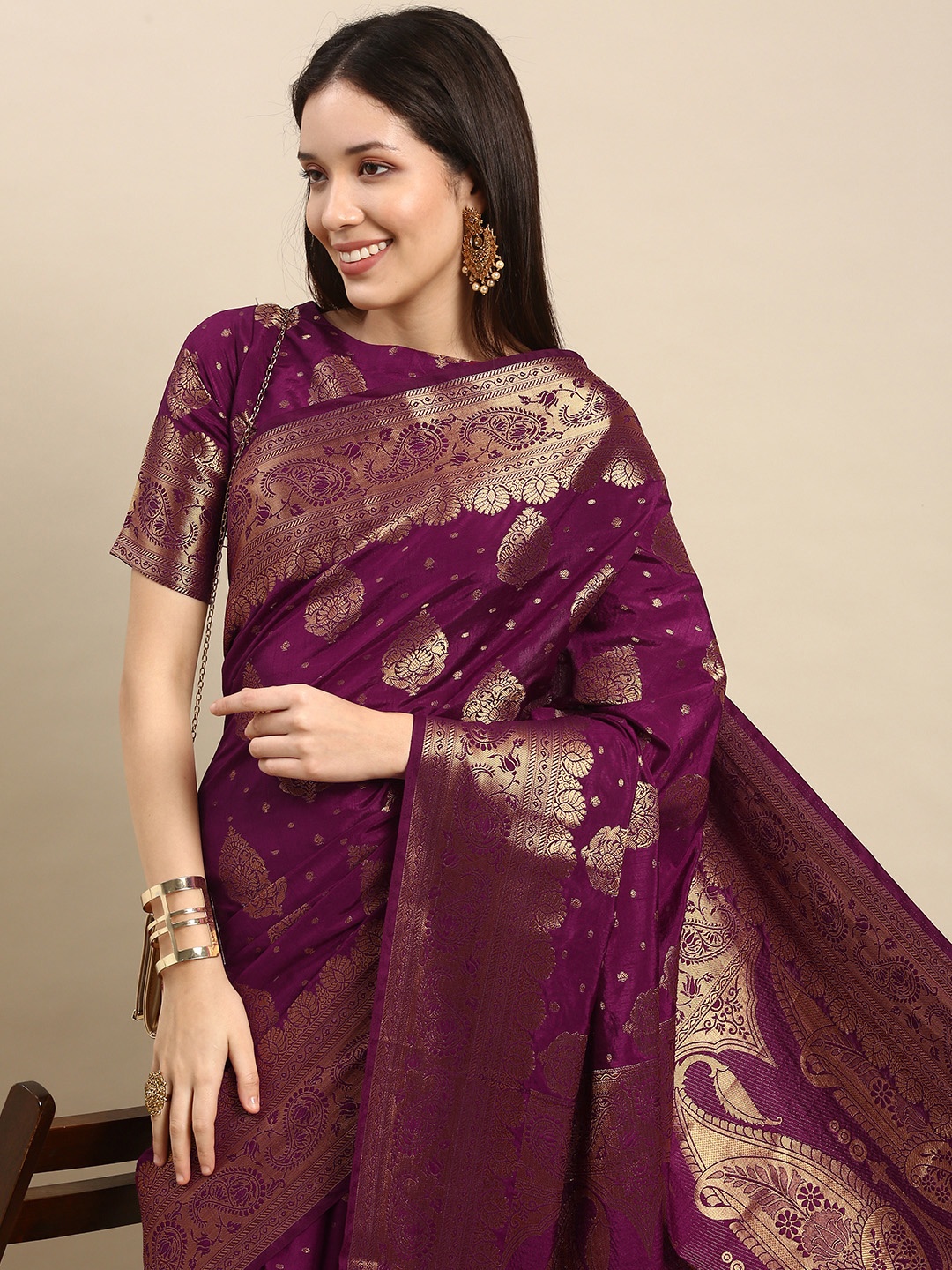 

all about you Burgundy & Gold-Toned Ethnic Motifs Zari Silk Blend Kanjeevaram Saree