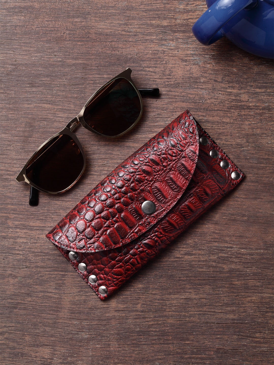 

IMUR Maroon Textured Genuine Leather Sunglass Case