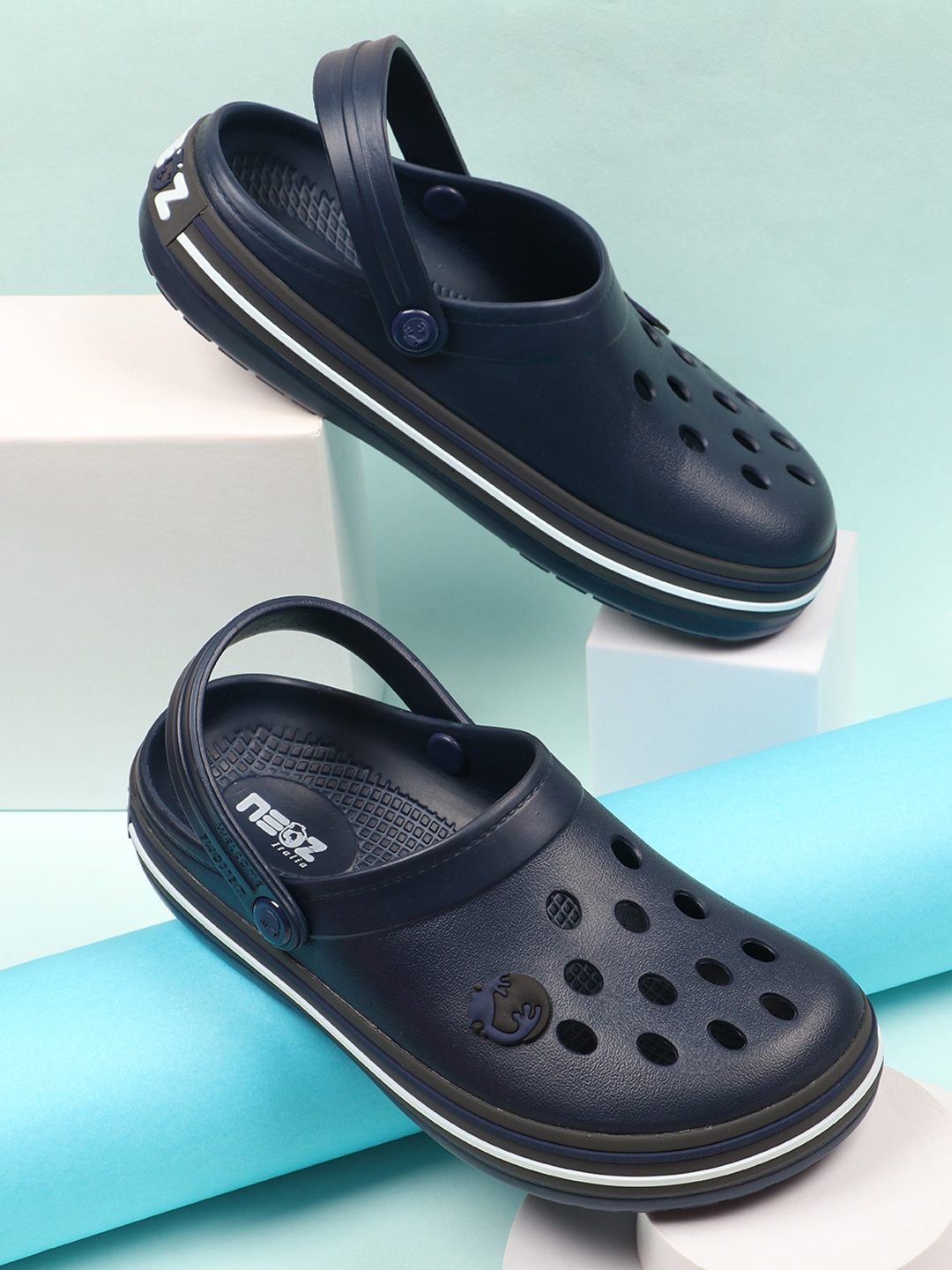 

NEOZ Men Navy Blue & White Rubber Clogs