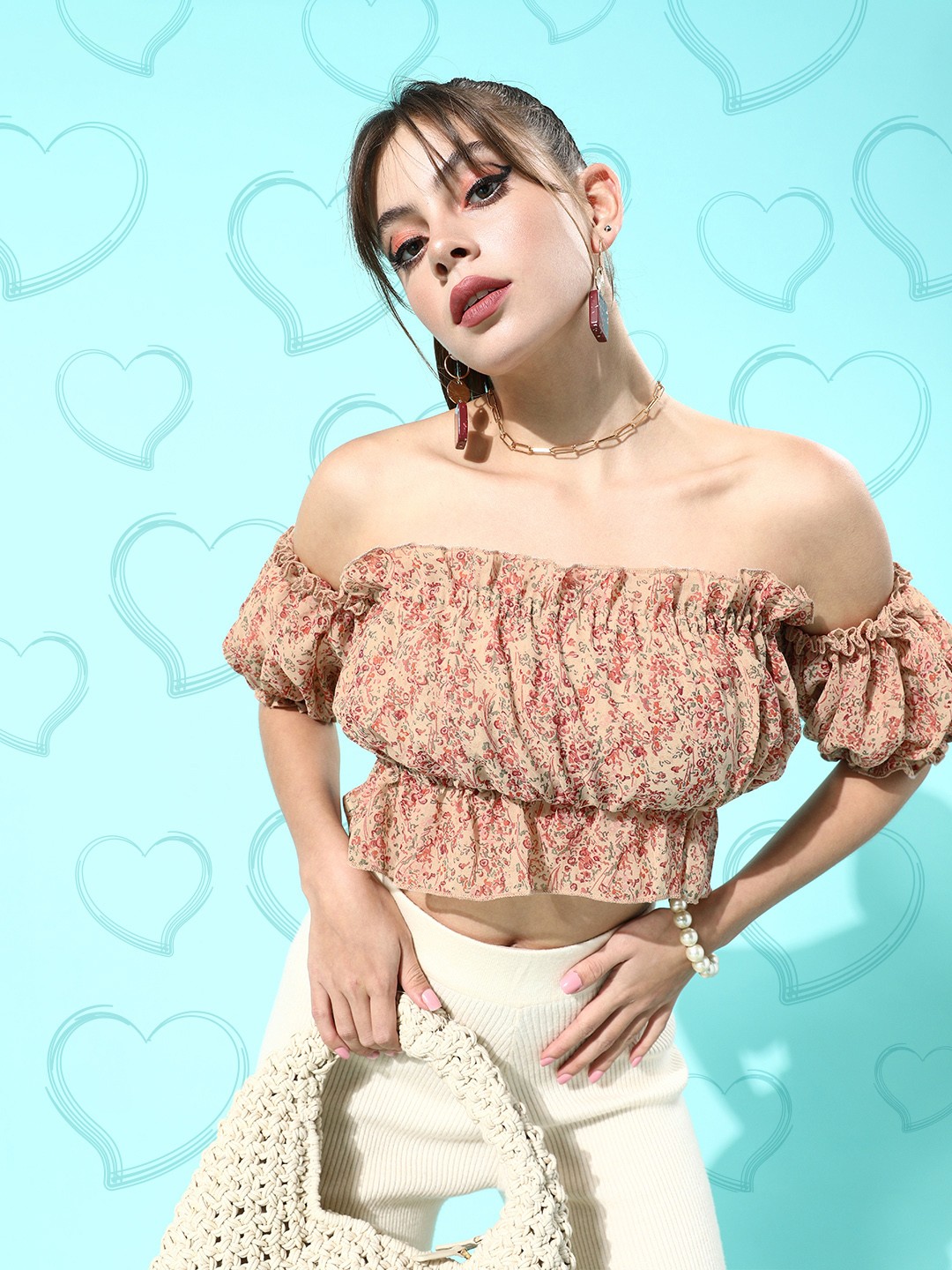 

ANVI Be Yourself Peach-Coloured Floral Print Off-Shoulder Chiffon Tube Crop Top