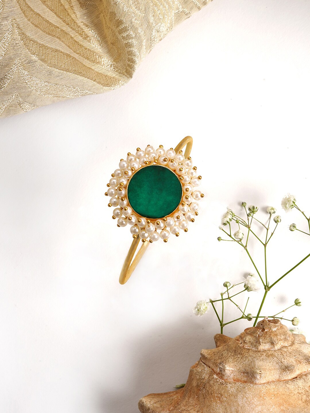 

TEEJH Women Gold-Toned & Green Brass Gold-Plated Cuff Bracelet