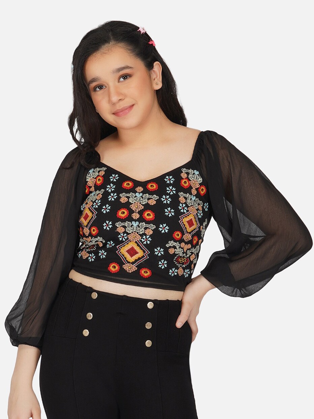 

Antheaa Black Floral Print Chiffon Blouson Crop Top