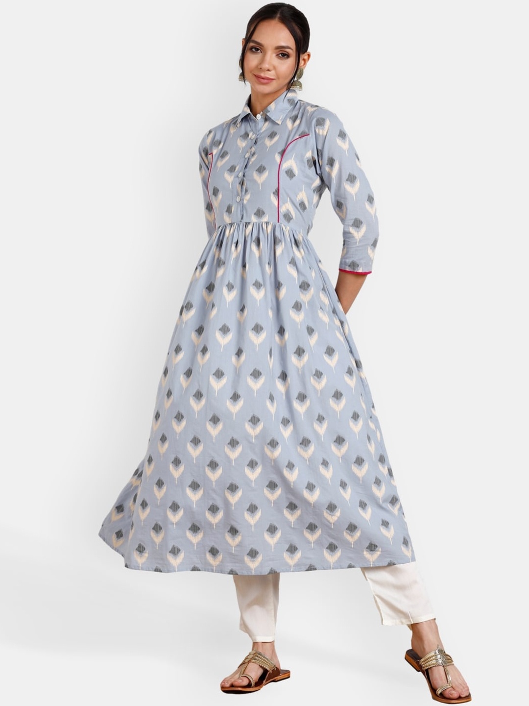 

VEDANA Women Blue Ethnic Motifs Printed Kurta