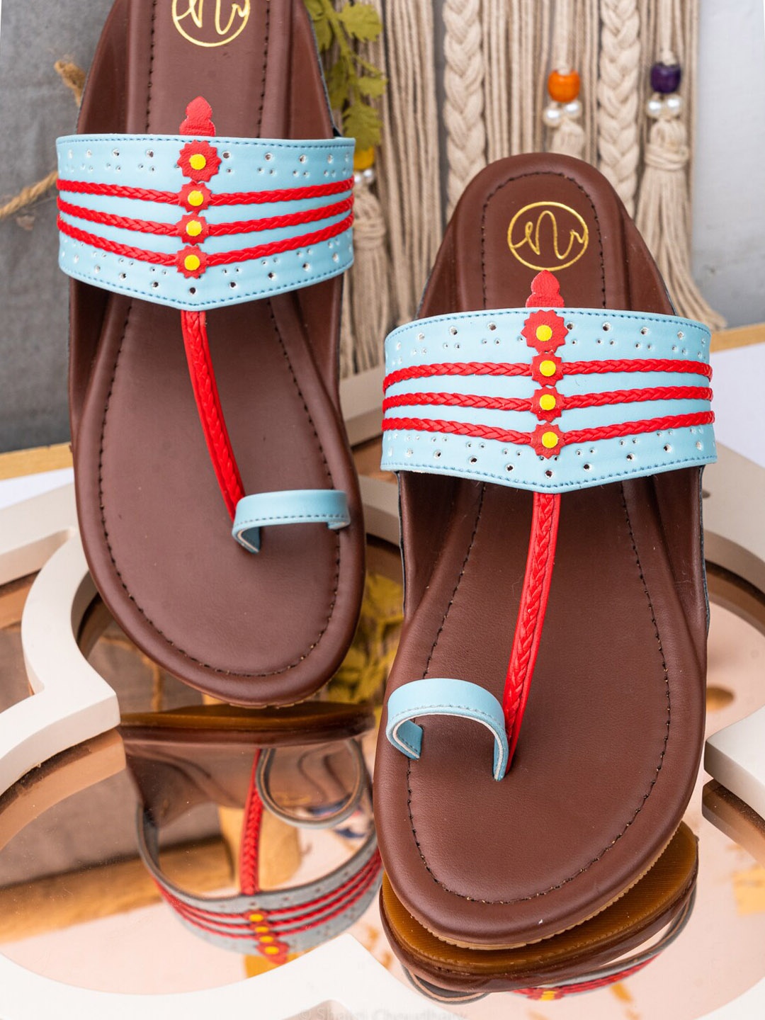 

NR By Nidhi Rathi Women Blue & Brown One Toe Flats