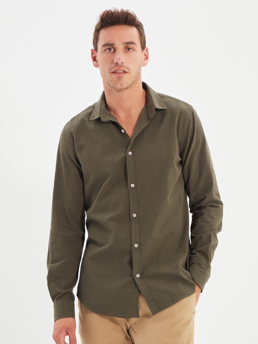 

Trendyol Men Khaki Tailored Fit Solid Cotton Casual Shirt