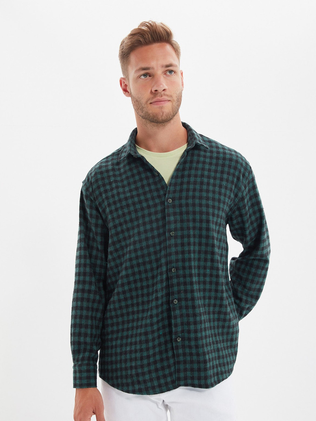 

Trendyol Men Teal Green & Black Gingham Checked Cotton Twill Casual Shirt