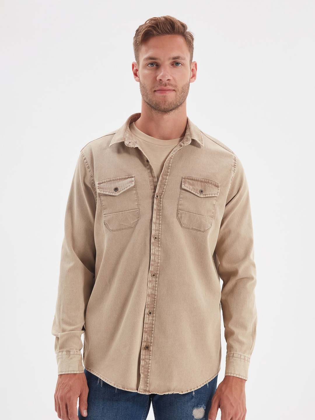 

Trendyol Men Beige Solid Cotton Casual Shirt