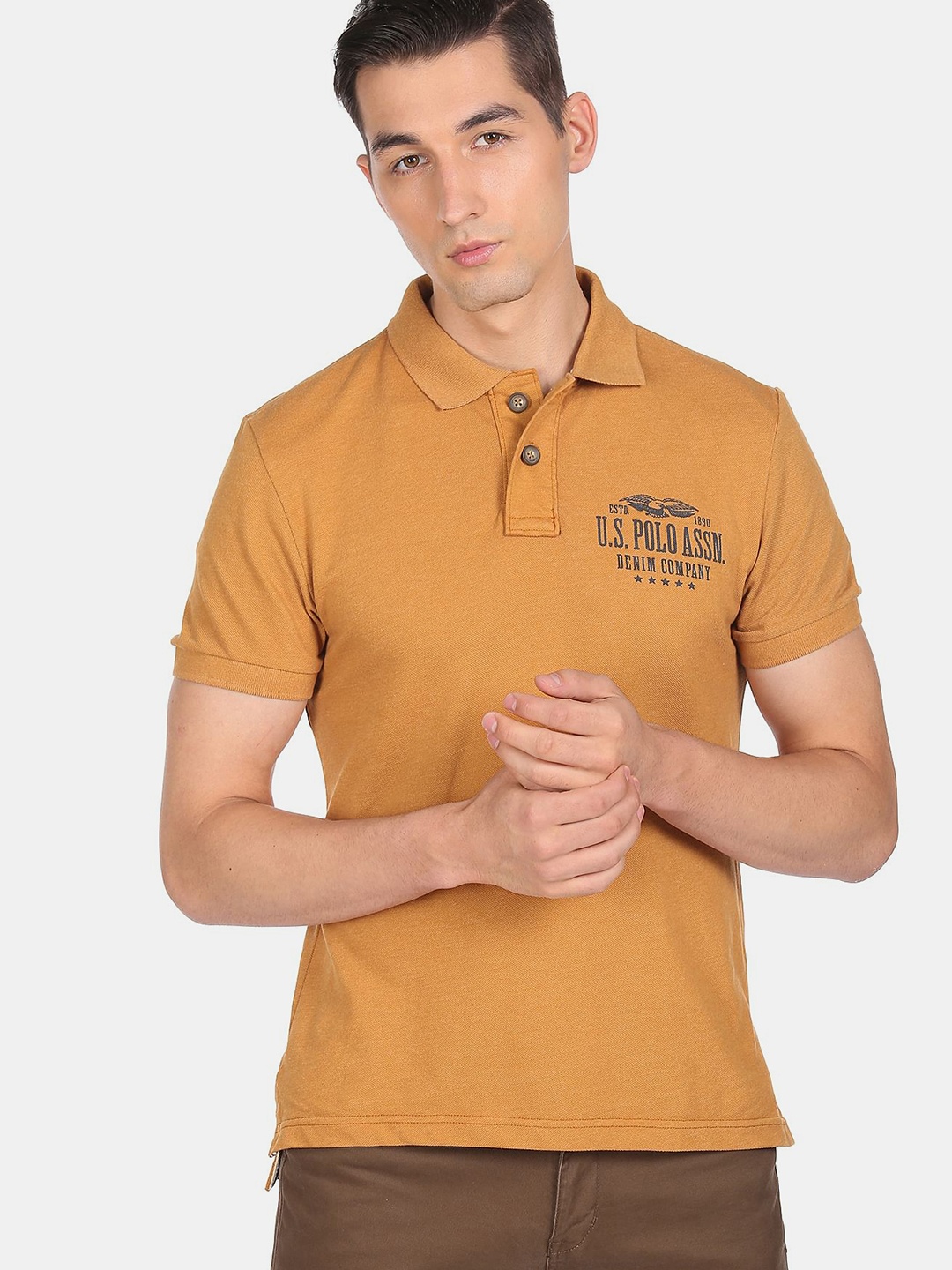 

U.S. Polo Assn. Denim Co. Men Gold-Toned Polo Collar T-shirt