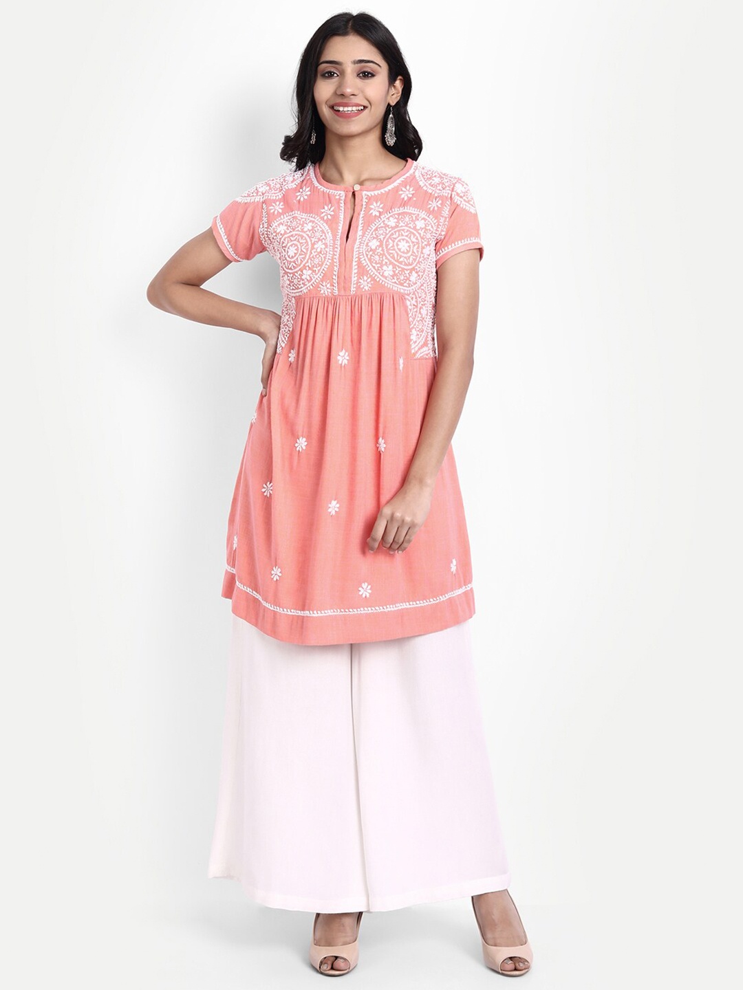 

HOUSE OF KARI Pink & White Printed Tunic