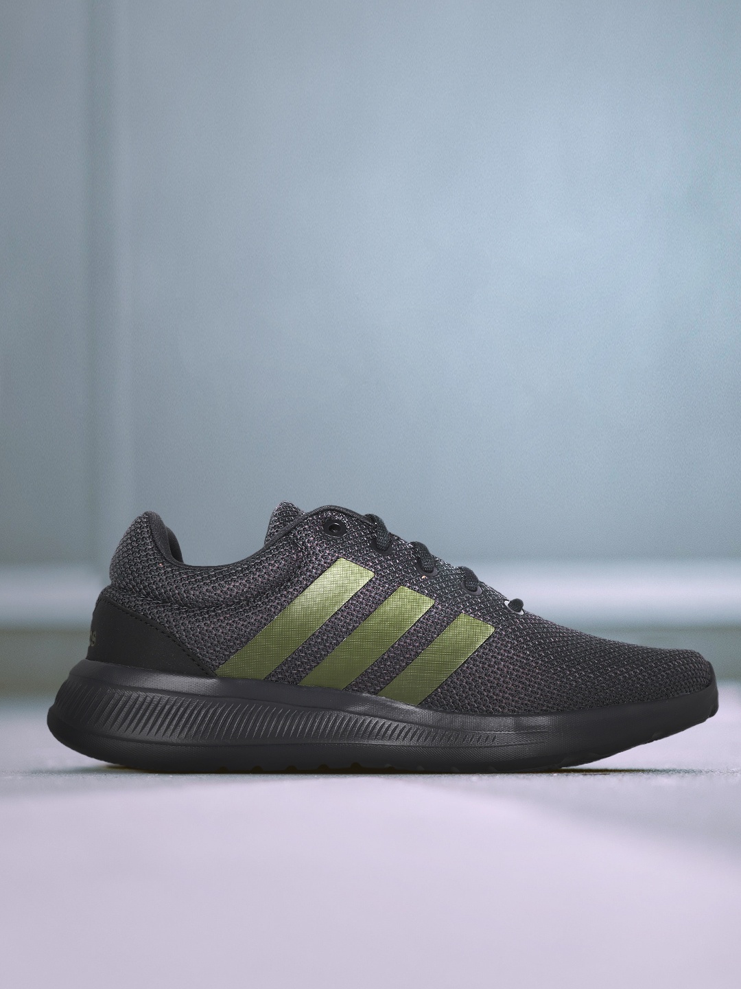 

ADIDAS Originals Men Charcoal Grey Woven Design Lite Racer Cln 2.0 Sustainable Running Shoes