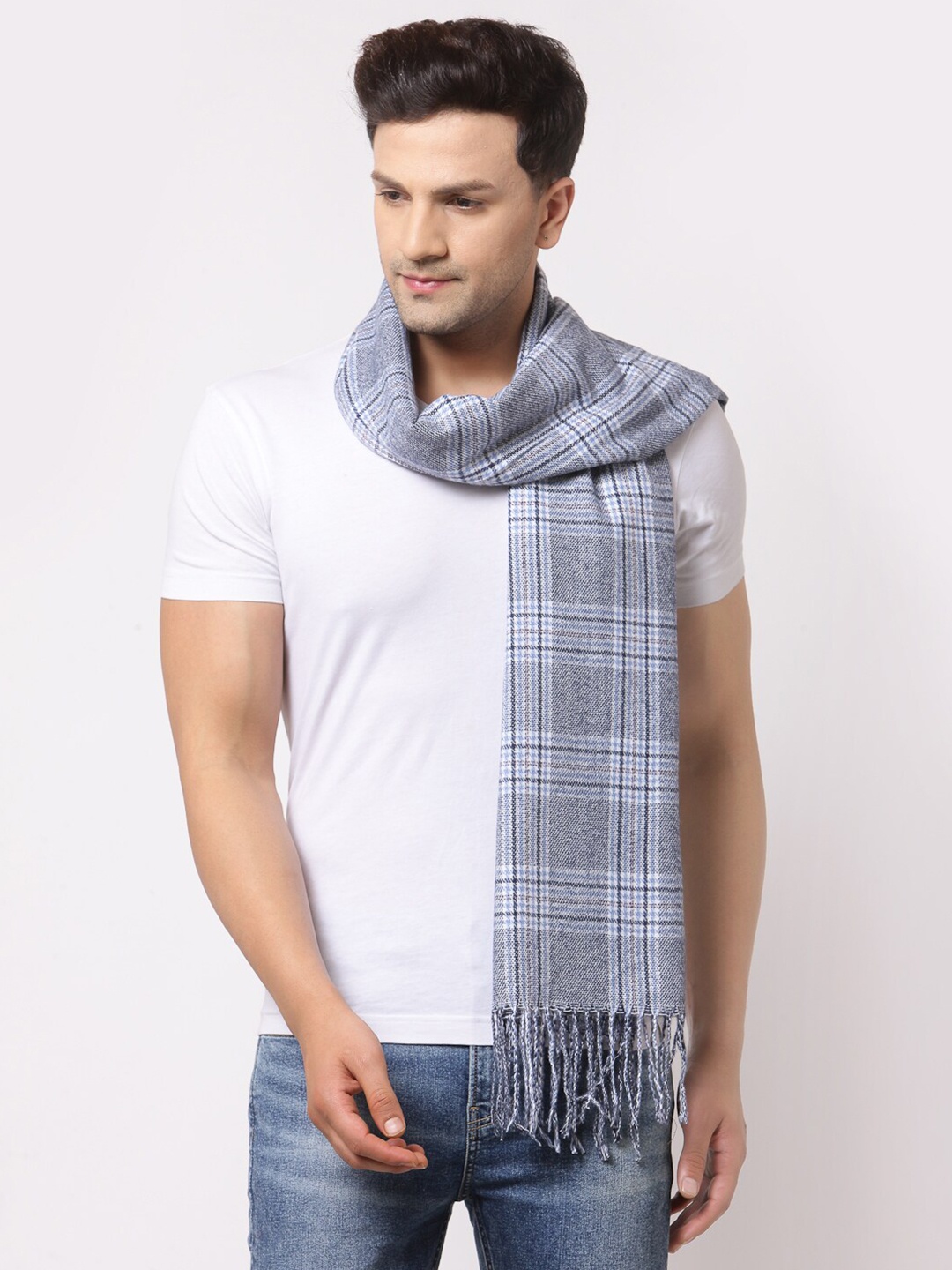 

Calvadoss Men Blue & Grey Checked Woollen Stole