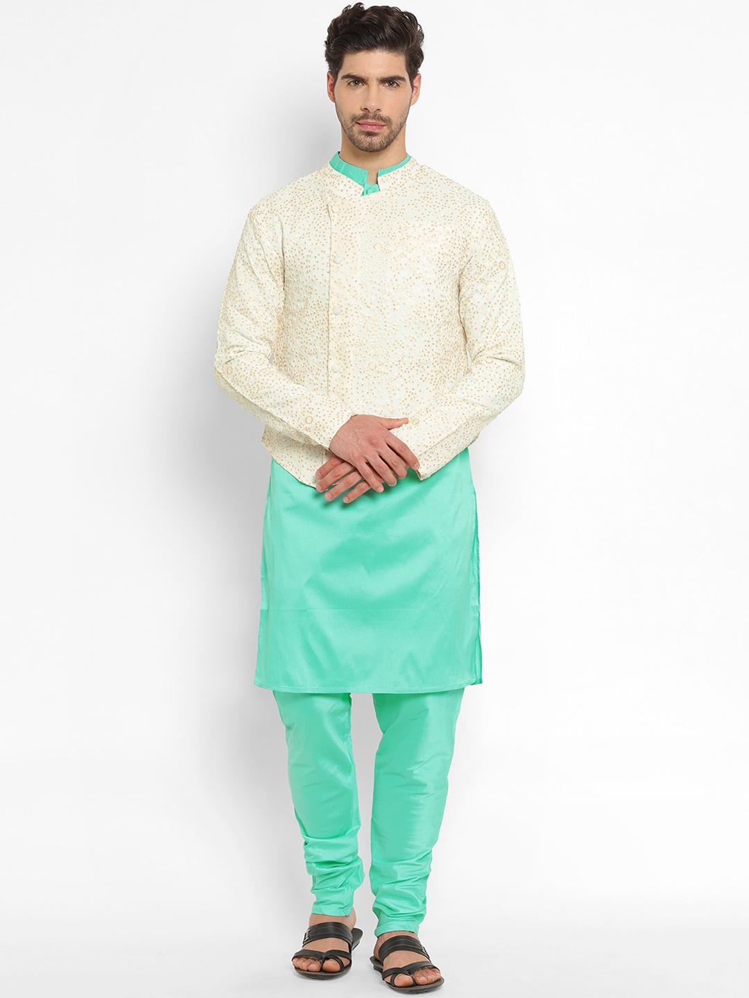 

Ethnovog Men Turquoise Blue Embroidered Kurta with Pyjamas