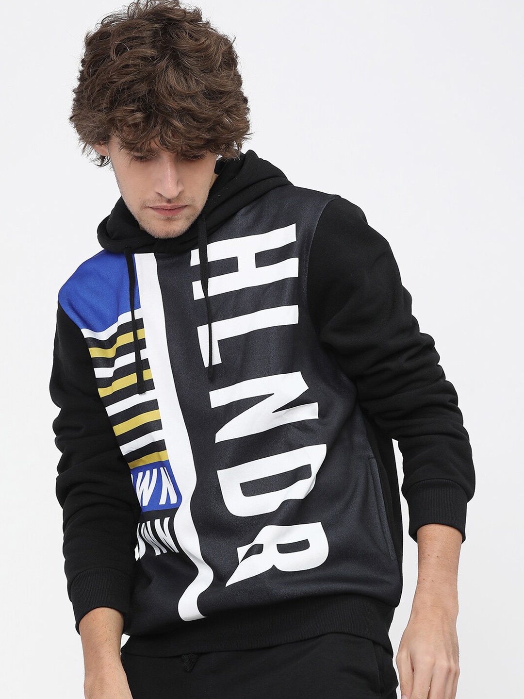 

HIGHLANDER Men Black Printed Hooded Sweatshirt