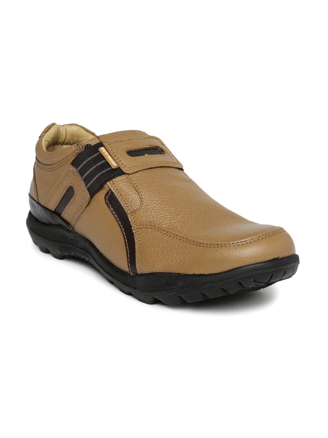 

Red Chief Men Brown Solid Slip-On Sneakers