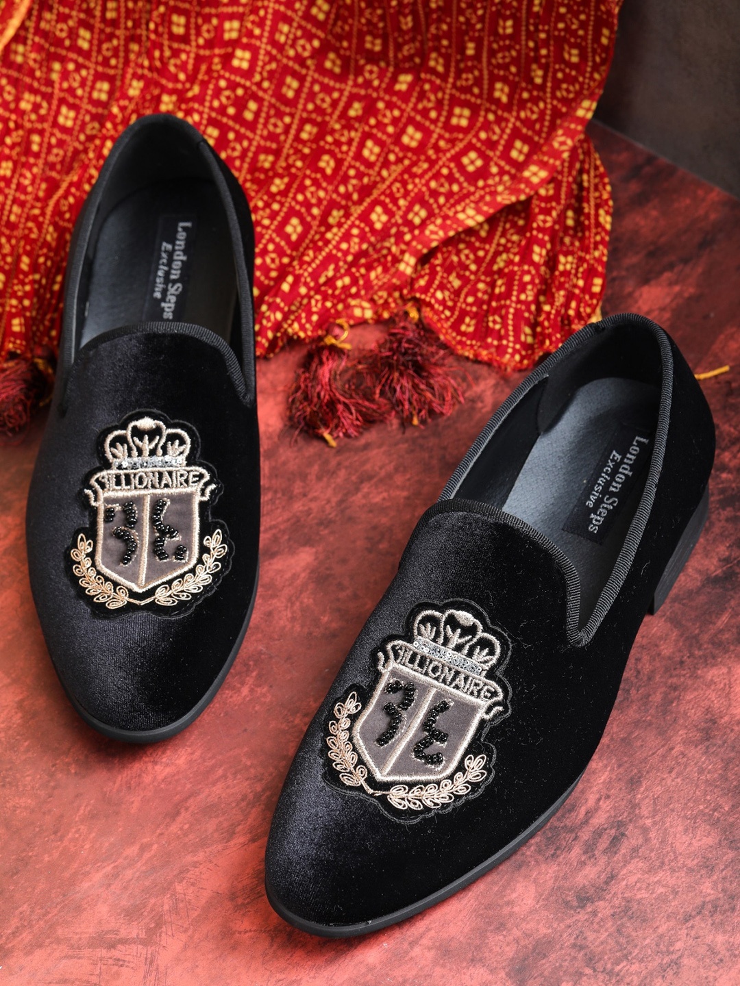 

LONDON STEPS Men Black Embroidered Suede Loafers