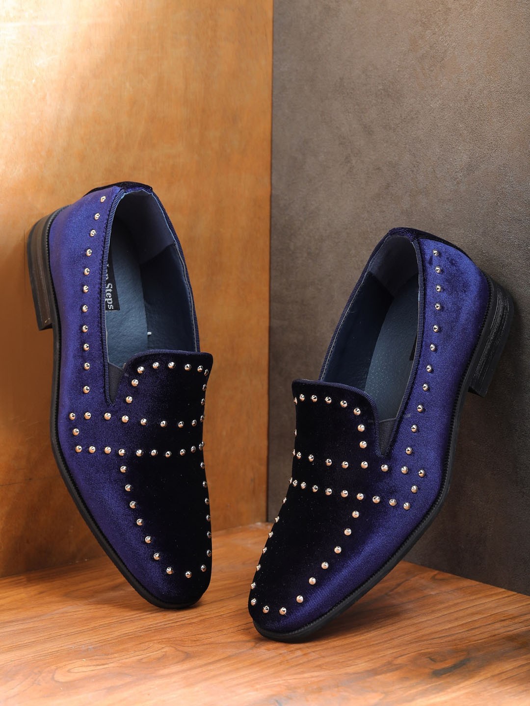 

LONDON STEPS Men Navy Blue Embellished Suede Loafers