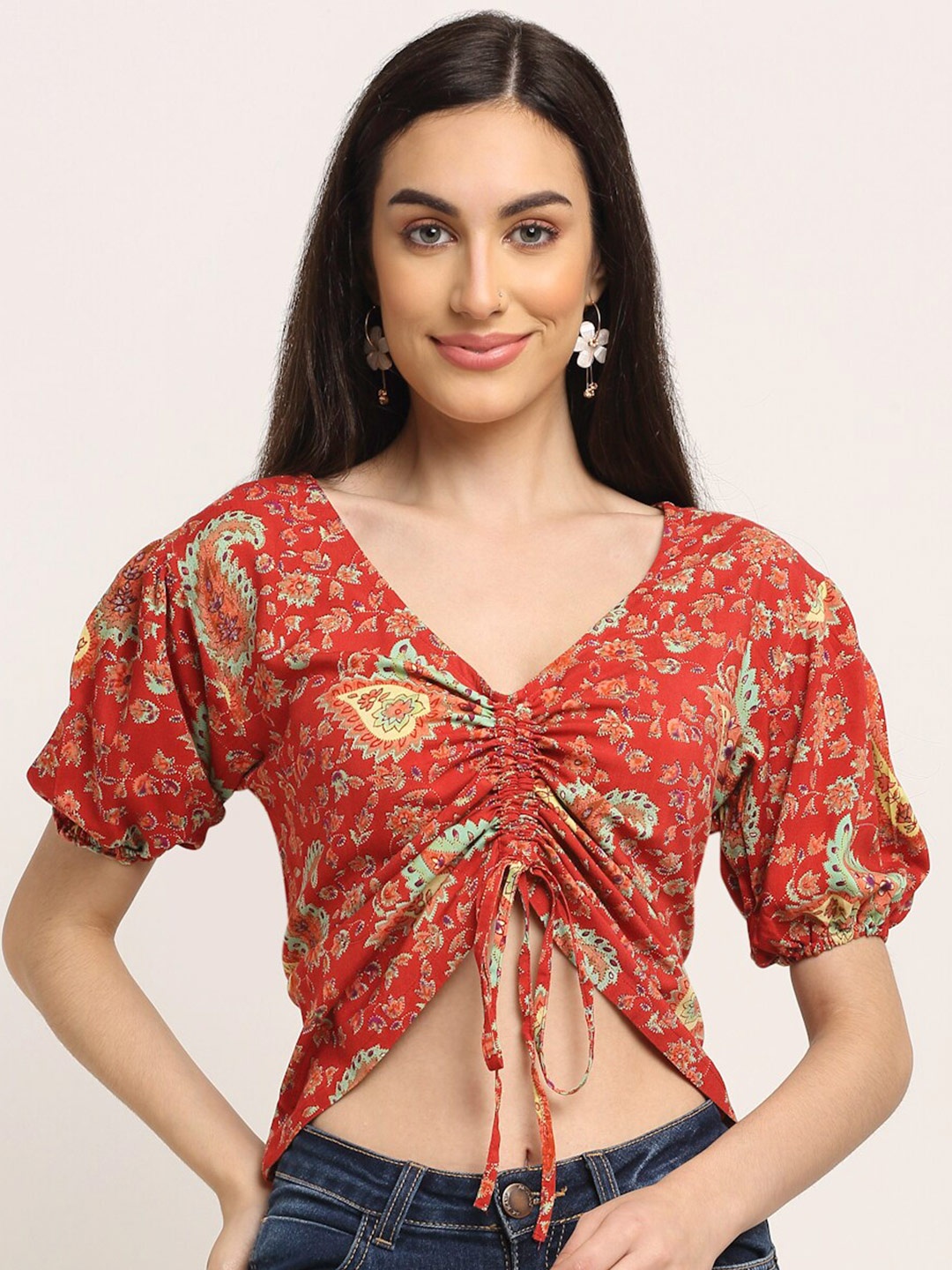 

Aawari Woman Red Floral Print Crop Top