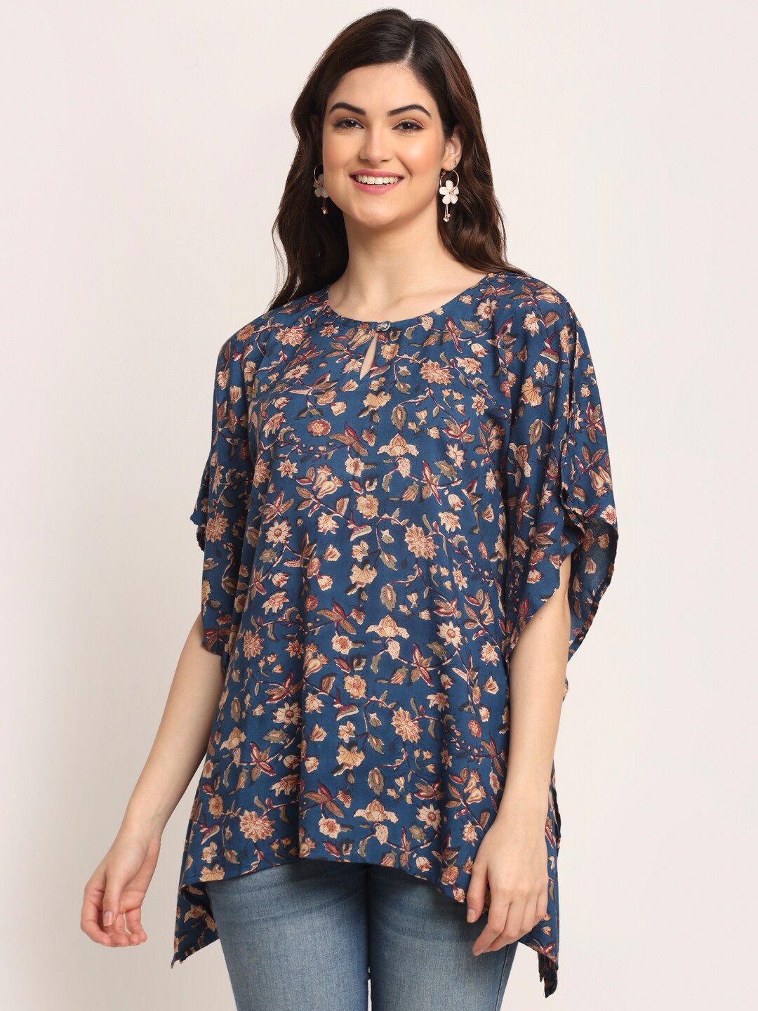 

Aawari Blue Floral Print Keyhole Neck Kaftan Top